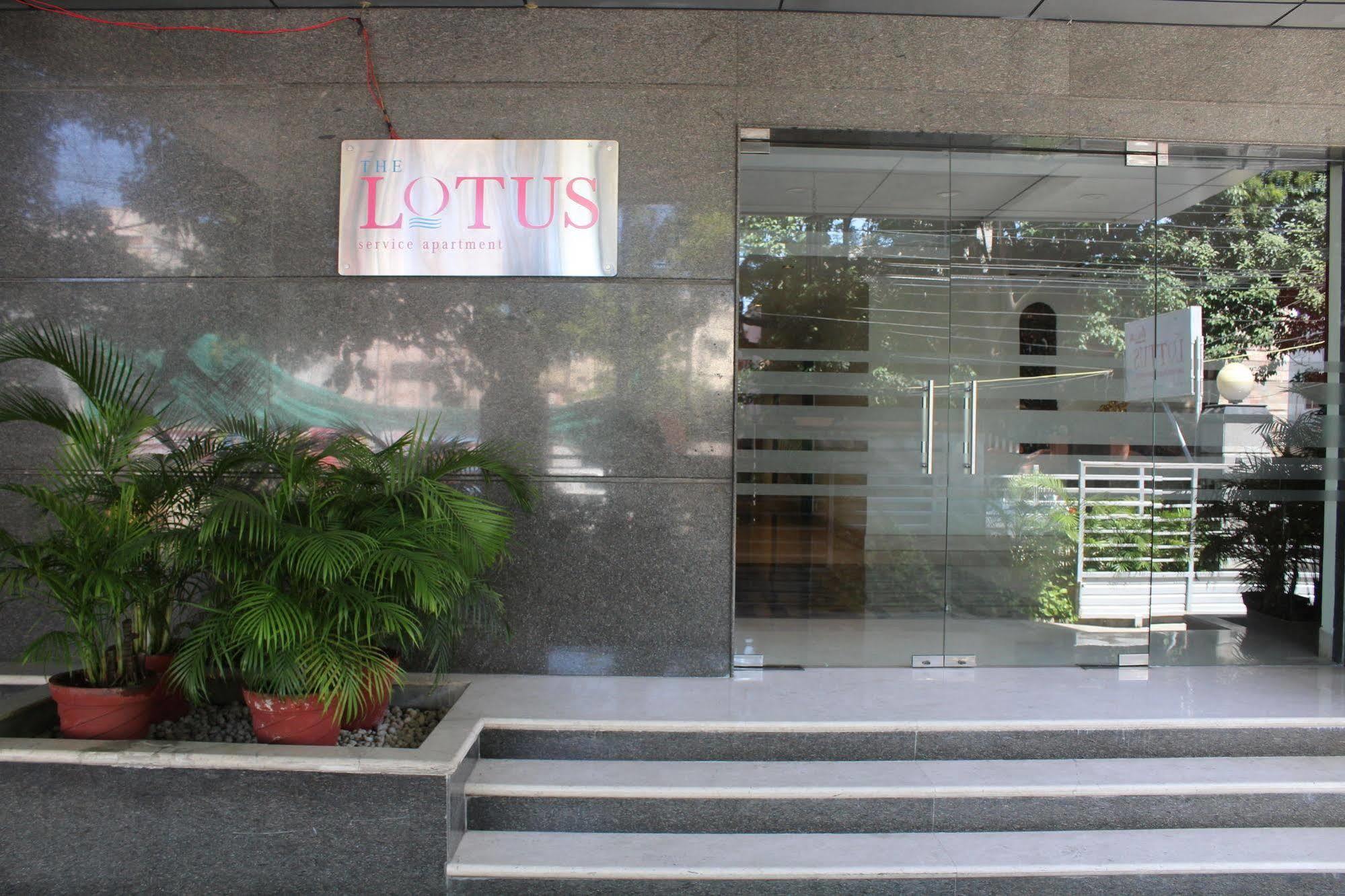 The Lotus Apartment hotel, Burkit Road Madras Buitenkant foto